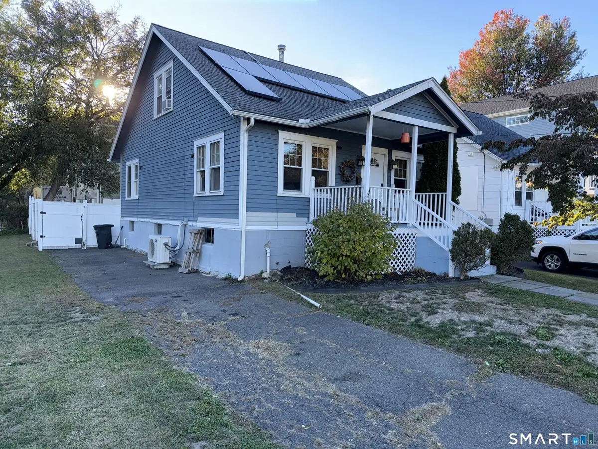 141 Berwick Avenue, Fairfield, CT 06825 - #1