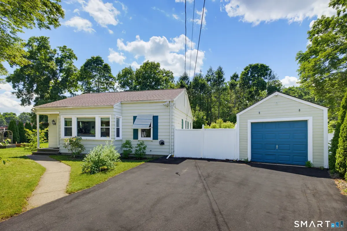 19 Burton Avenue, Norwich, CT 06360 - #1