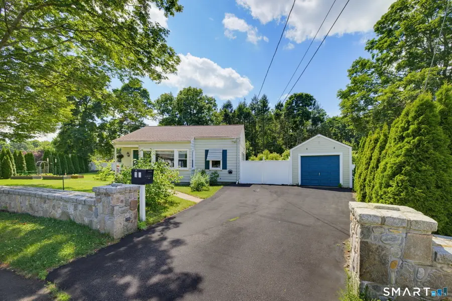 19 Burton Avenue, Norwich, CT 06360 - #2
