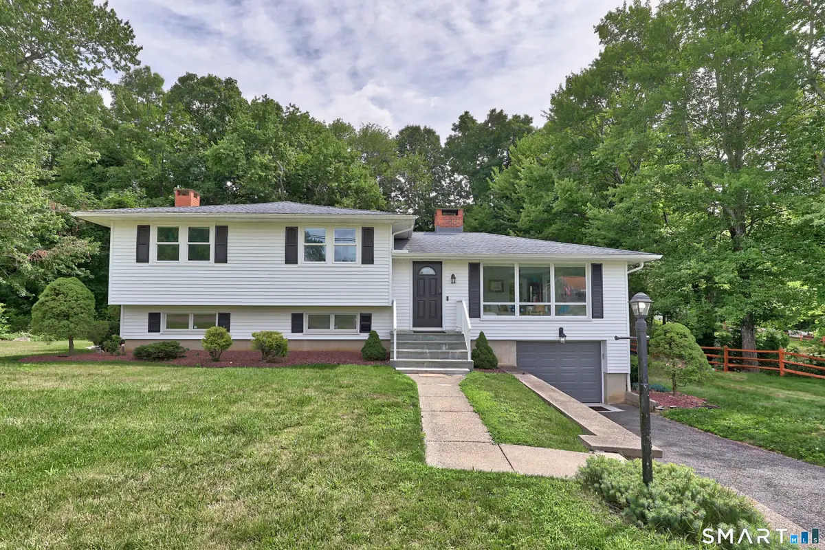 2 Northwood Drive, Middlebury, CT 06762 - #1