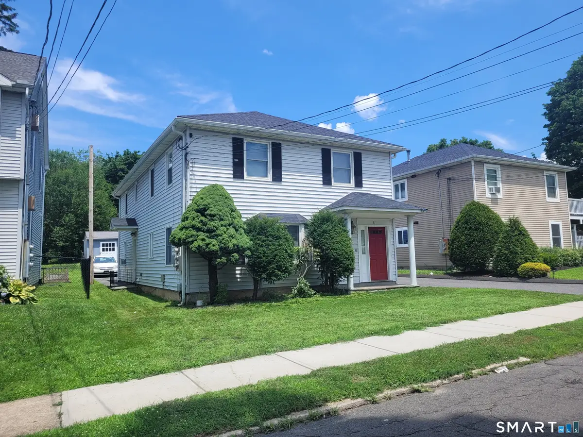 31 Cleveland Street, Danbury, CT 06810 - #1