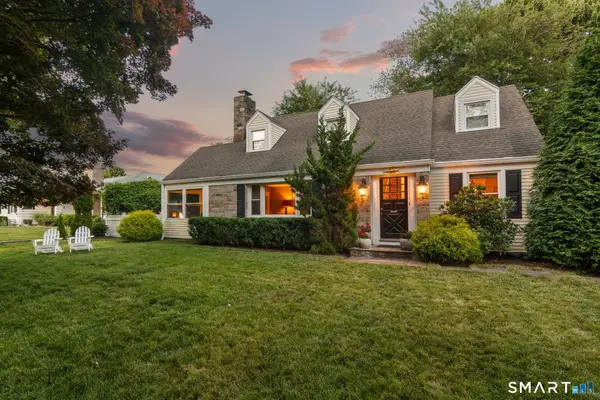 128 Soundview Court, Stamford, CT 06902