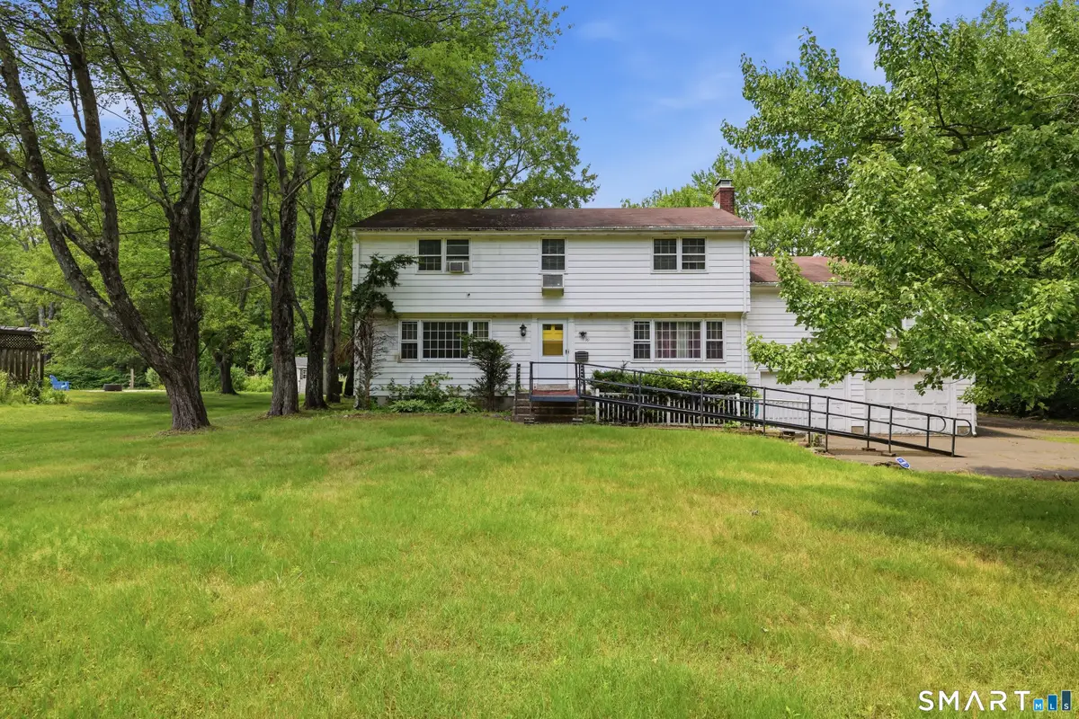 39 Maple Avenue, Bloomfield, CT 06002 - #1
