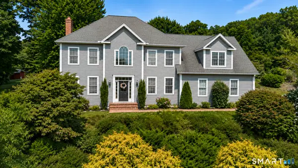 1 Angelas Way, Burlington, CT 06013