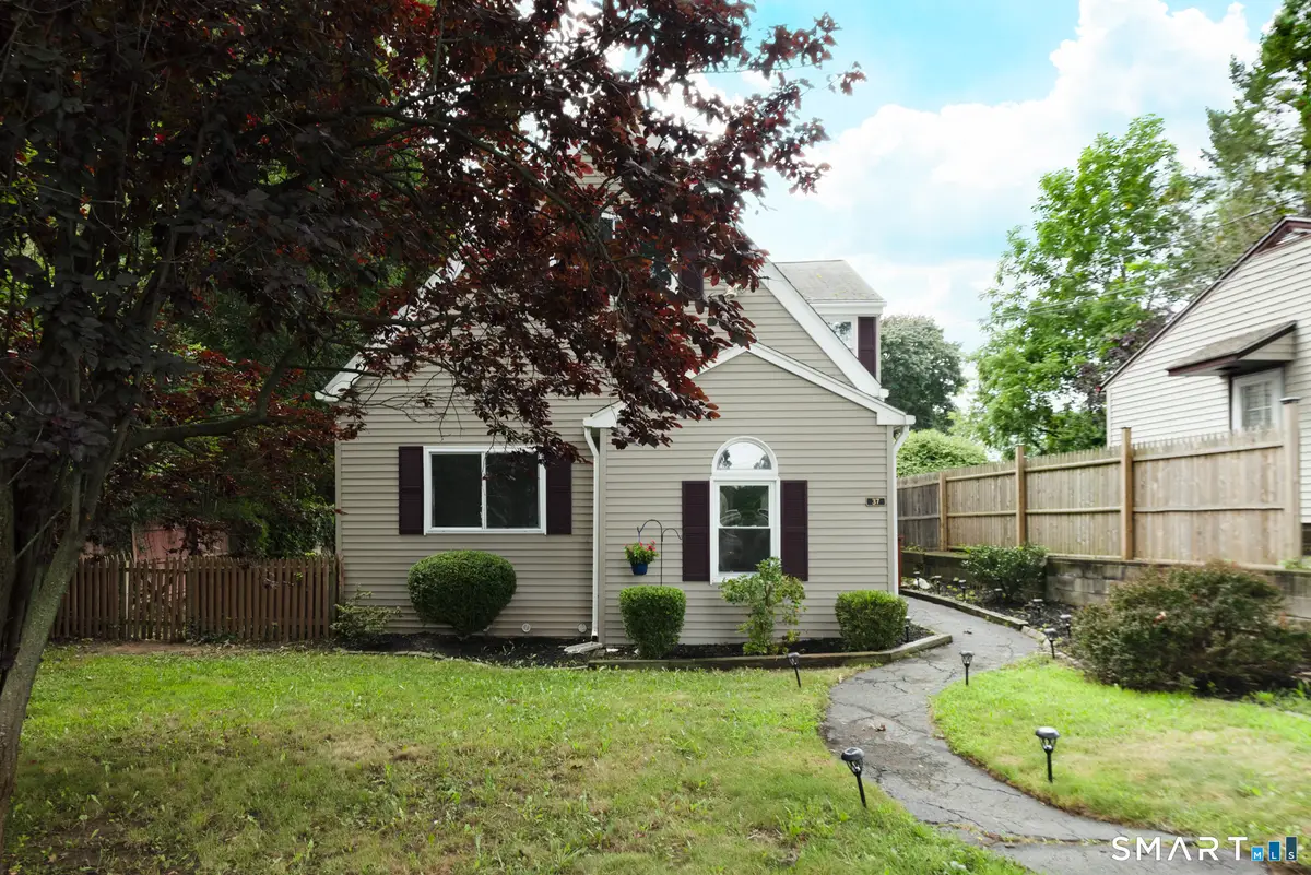 37 Vine Street, Milford, CT 06460 - #1