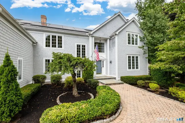 33 Knob Hill Lane, Bristol, CT 06010