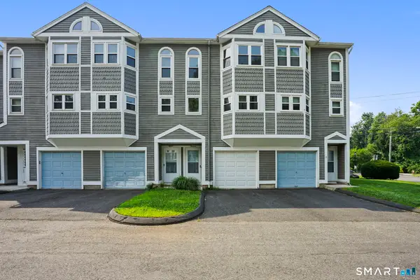 1655 North Colony Road #14, Meriden, CT 06450
