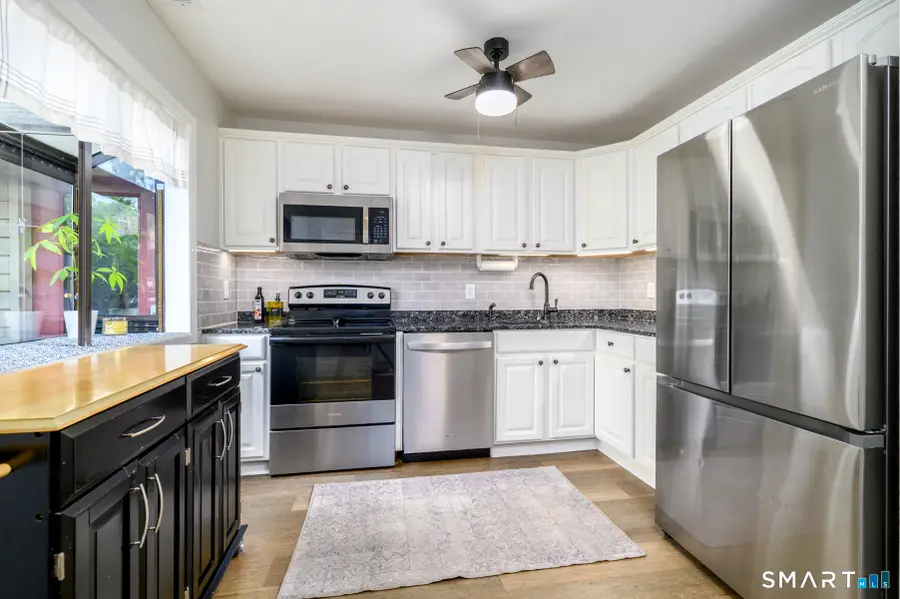 150 Hope Street #10, Stamford, CT 06906 - #3
