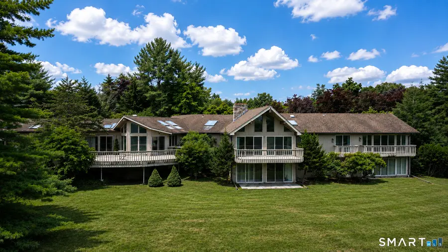 4 Aspetuck Hill Lane, Weston, CT 06883 - #3