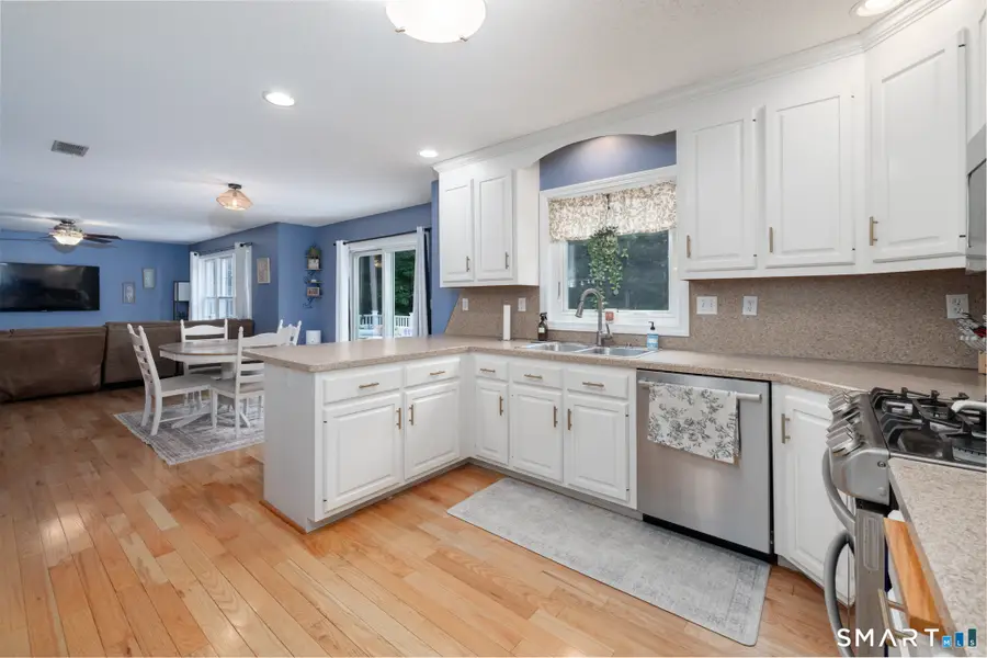 31 Hawks Landing, Amston, CT 06231 - #2