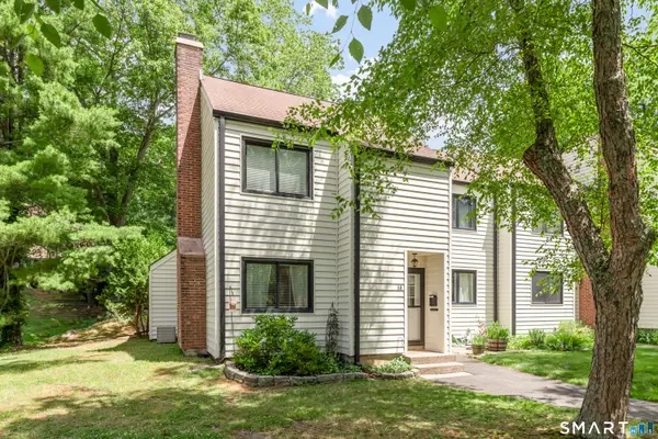 86 Hampton Park #86, Branford, CT 06405