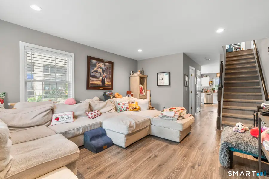 9 Columbus Avenue, Greenwich, CT 06830 - #2
