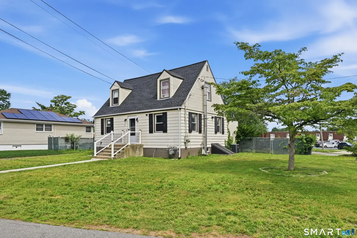 5 Victor Street, East Haven, CT 06512 - #1