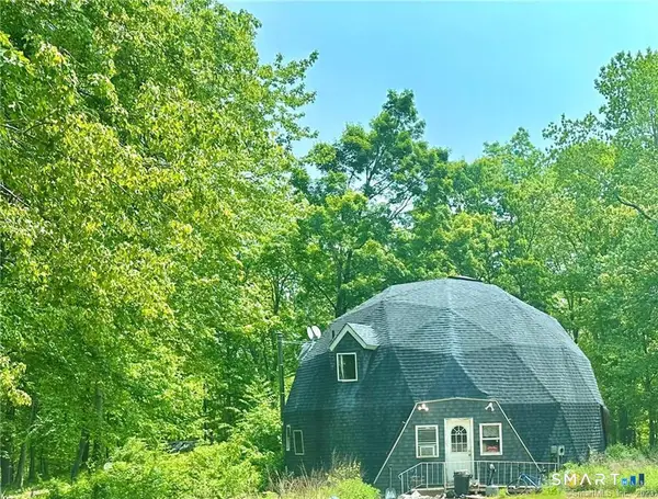 49 Cards Mill Road, Columbia, CT 06237