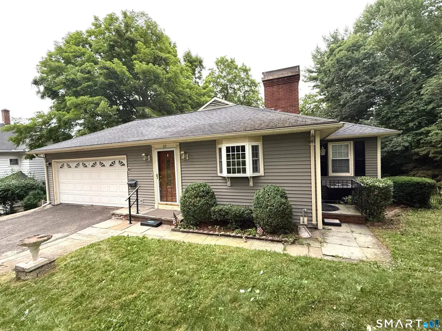 33 Hillcrest Avenue, Watertown, CT 06795 - #3