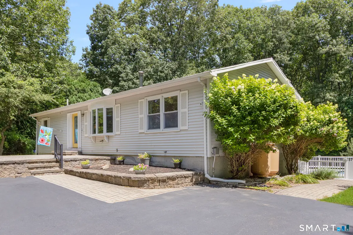 106 North Wawecus Hill Road, Norwich, CT 06360 - #1