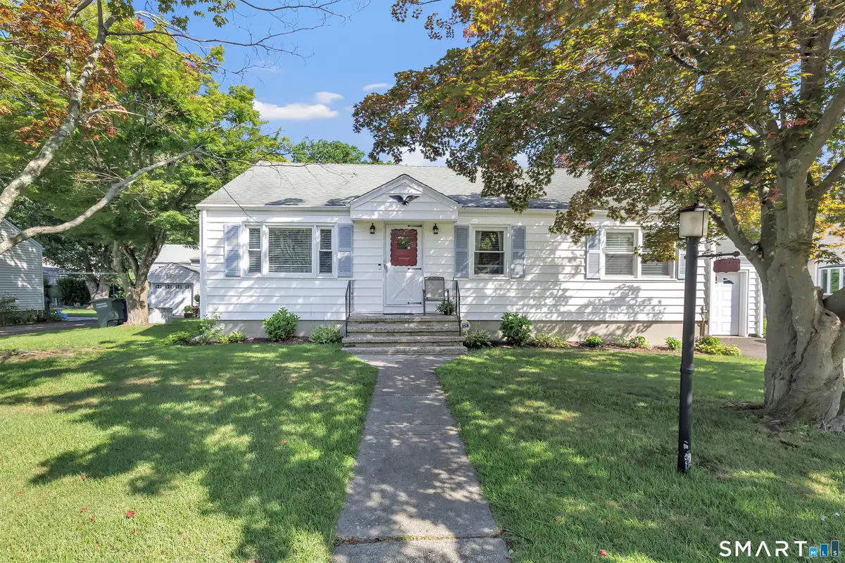 172 Crestview Drive, Bridgeport, CT 06606 - #1