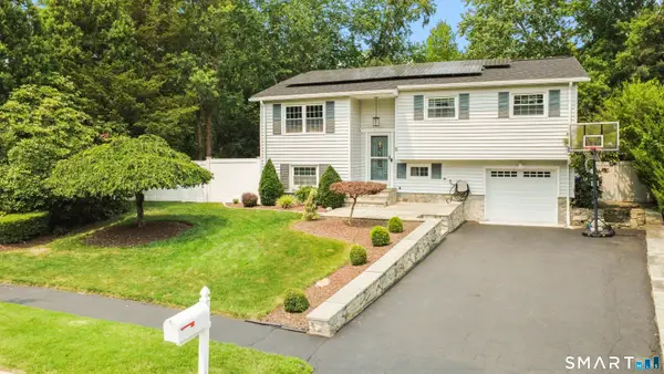 8 Country Club Road, Norwalk, CT 06851