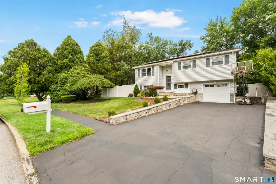 8 Country Club Road, Norwalk, CT 06851 - #2