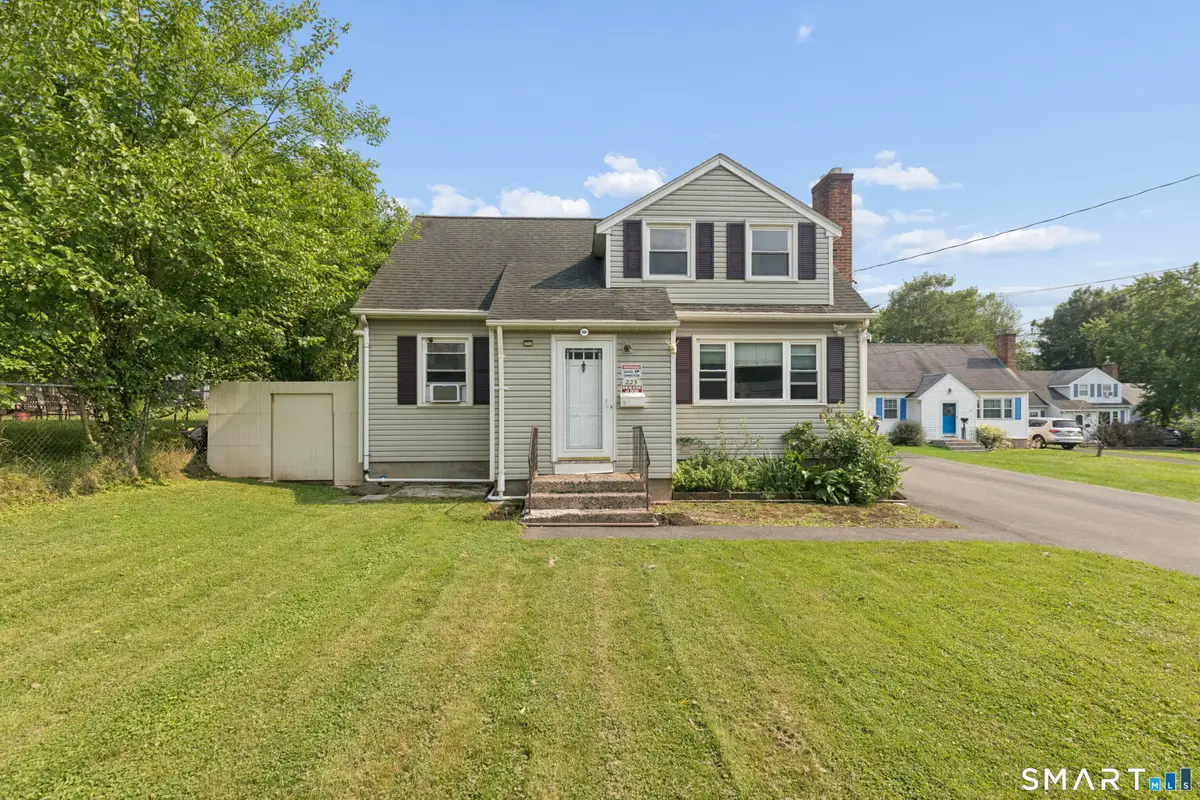 225 Chester Street, East Hartford, CT 06108 - #1