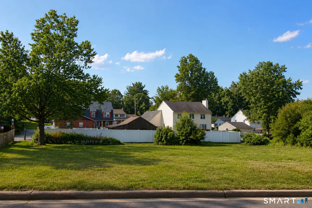 2581 Albany Avenue, West Hartford, CT 06117 - #1
