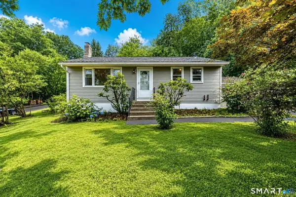 49 Brookdale Road, Seymour, CT 06483