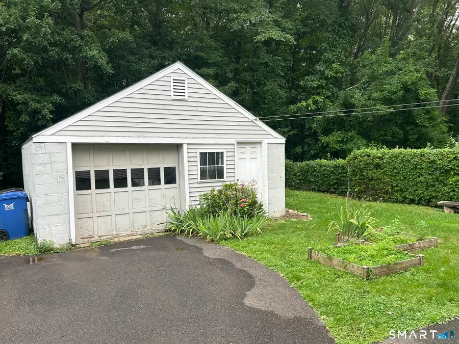 2600 Reservoir Avenue, Trumbull, CT 06611 - #2