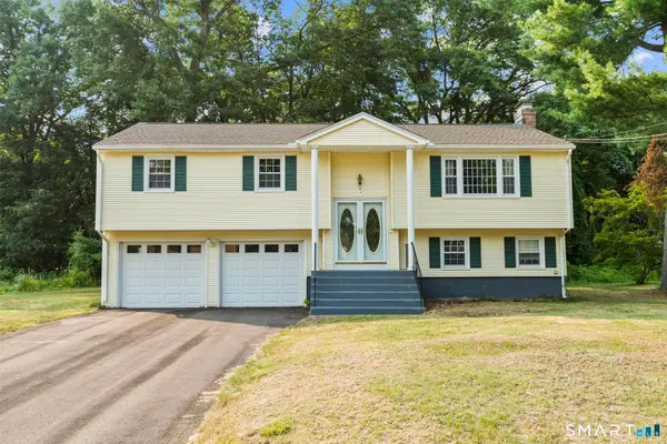 14 Briar Lane, Bloomfield, CT 06002