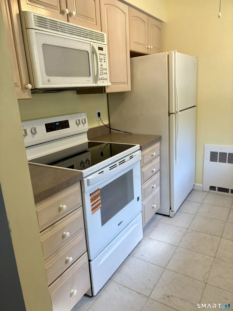 559 Swanson Crescent #559, Milford, CT 06461 - #2
