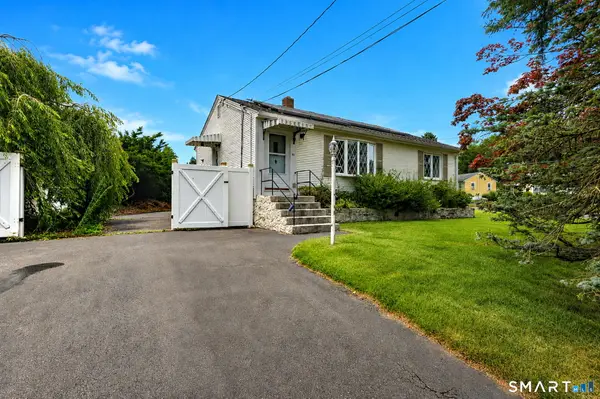 61 Northrop Road, West Haven, CT 06516