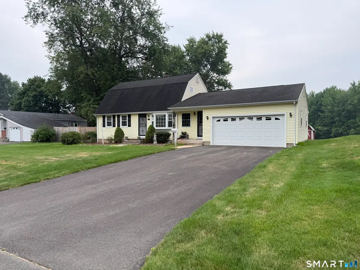 42 Sadler Street, Windsor Locks, CT 06096 - #1