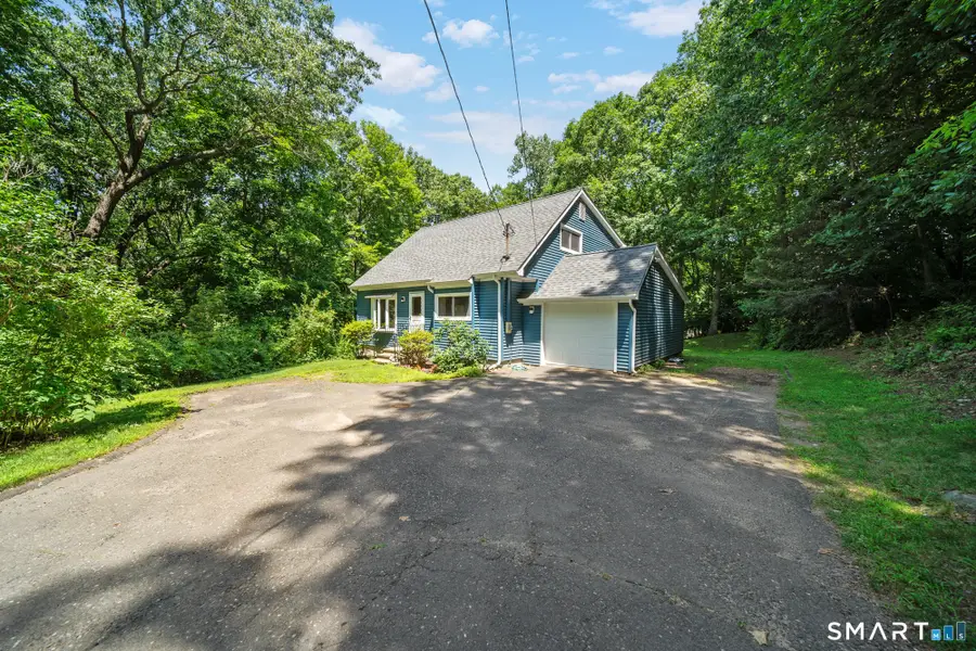 231 Crestwood Drive, Naugatuck, CT 06770 - #3