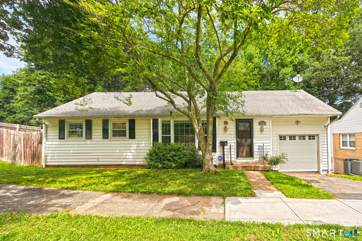 110 Roger White Drive, New Haven, CT 06511 - #1