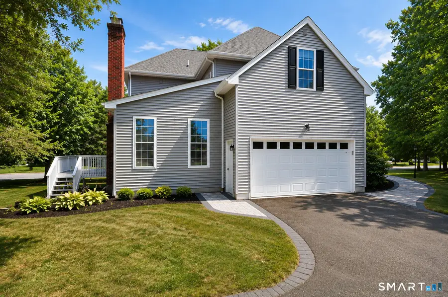 2 Ellsworth Place, Avon, CT 06001 - #3