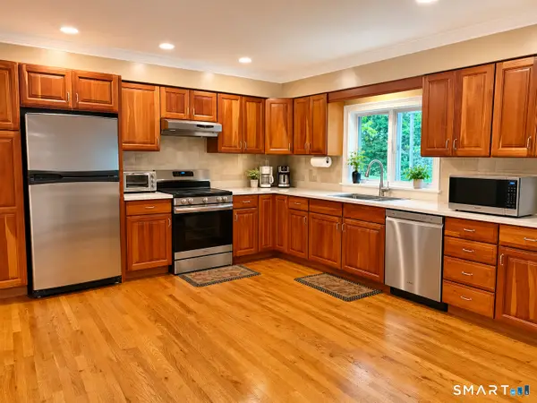 17 Goodhill Road, Bethel, CT 06801
