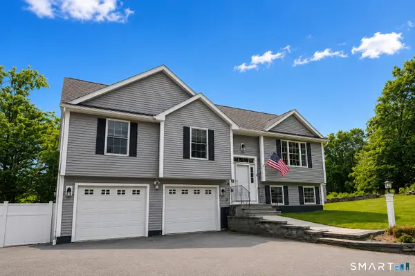 26 Old Putnam Road Extension, Plainfield, CT 06374