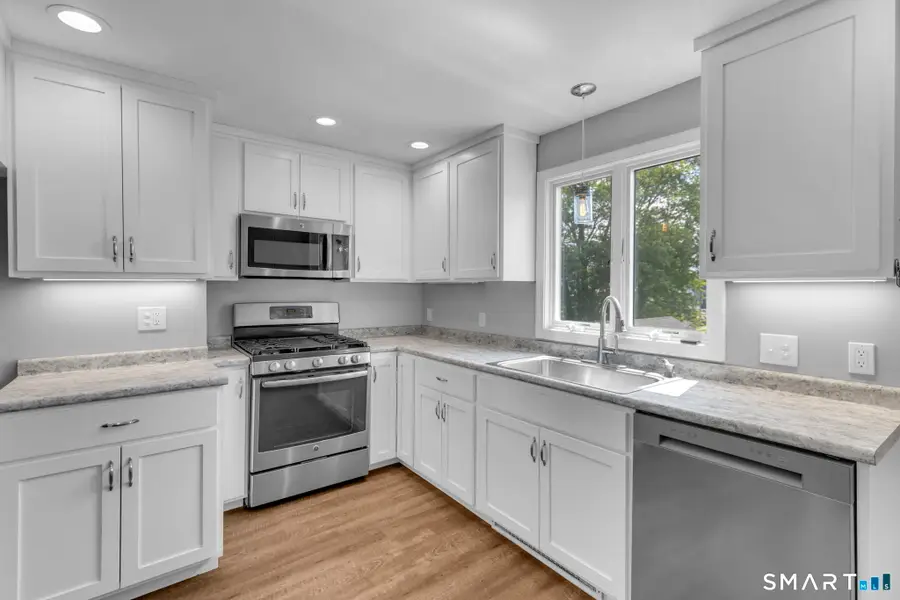 47 Kingswood Road, West Hartford, CT 06119 - #3