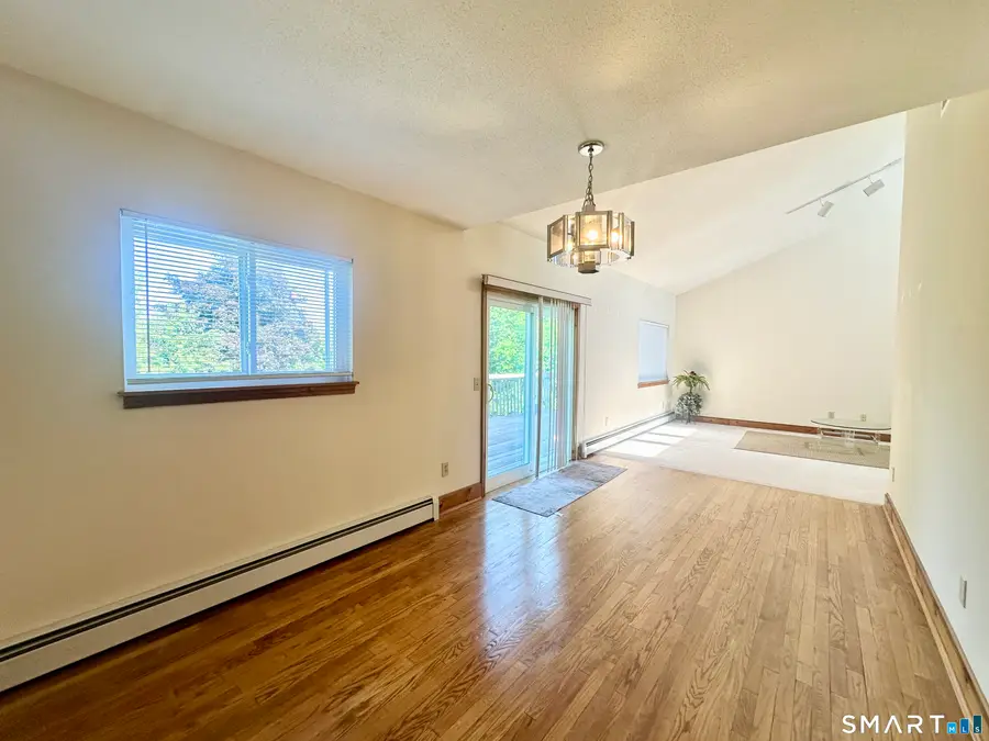 93 Woodland Avenue, Bloomfield, CT 06002 - #3
