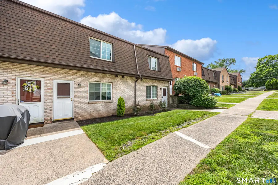 921 Hamilton Avenue #13, Waterbury, CT 06706 - #2