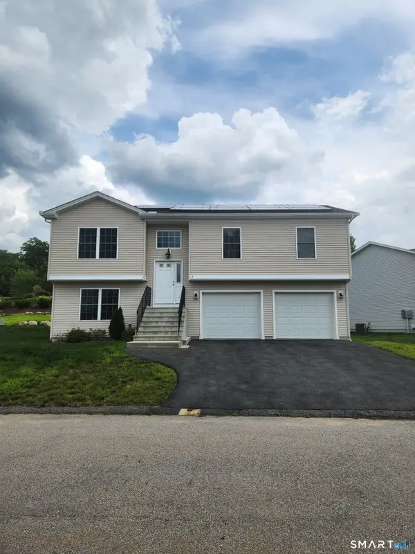 2 Julian's Circle, Sterling, CT 06377