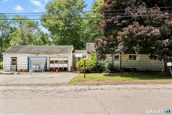 13 Shawondassee Drive, Stonington, CT 06378