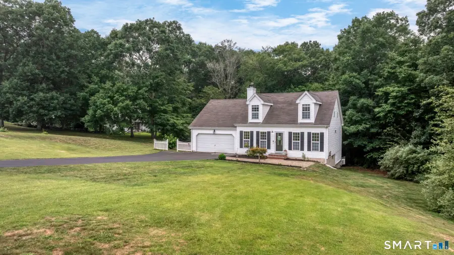 13 Captain Amos Stanton Drive, Ledyard, CT 06339 - #3