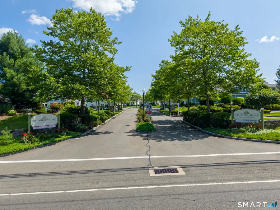 101 Sunrise Hill Circle #101, Orange, CT 06477 - #2