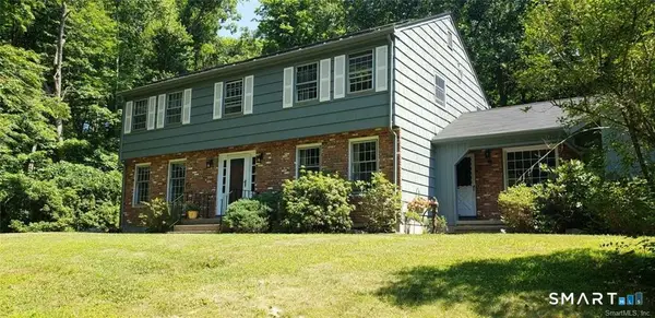 50 Deerfield Drive, Easton, CT 06612