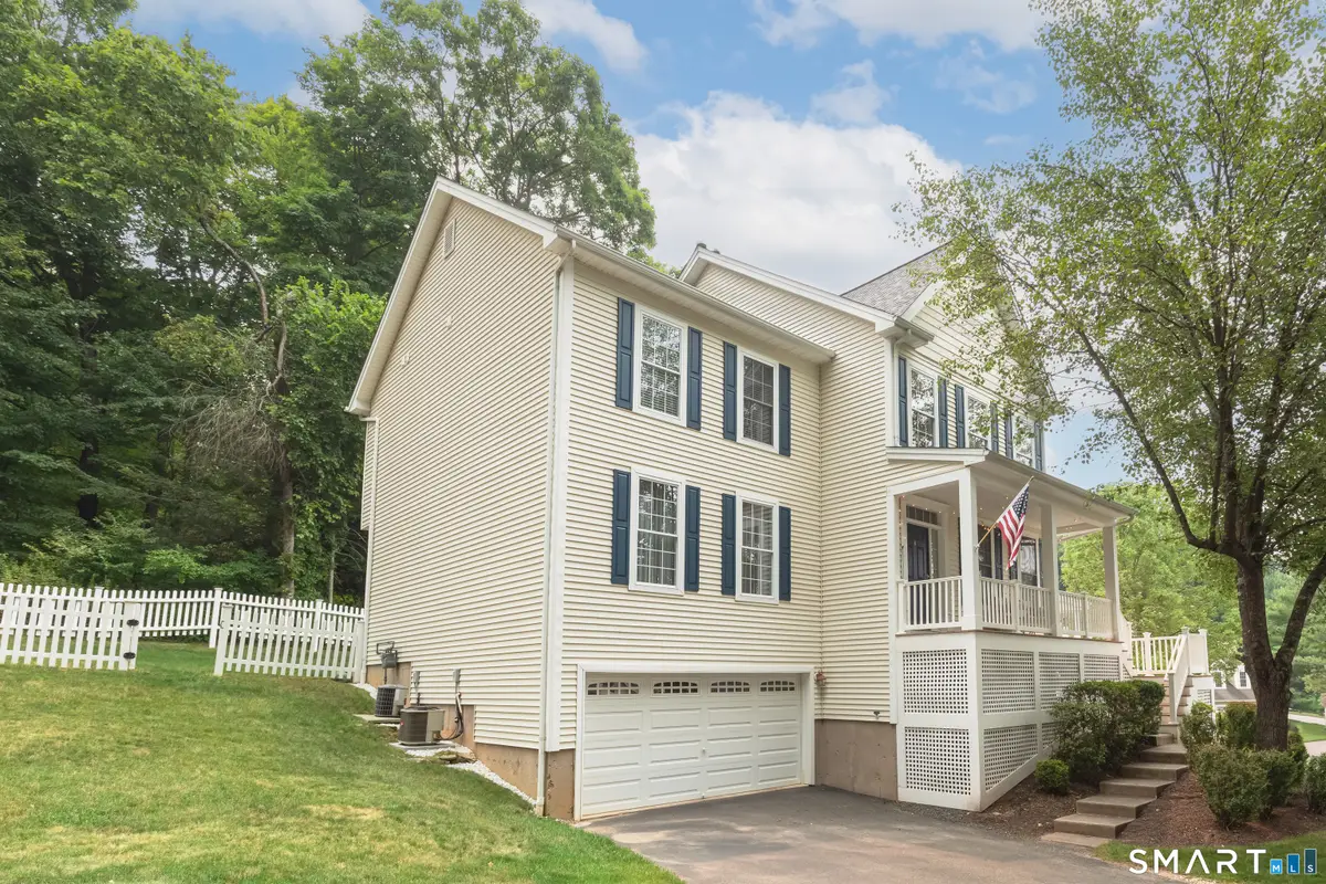 8 Minuteman Circle #8, Southbury, CT 06488 - #1