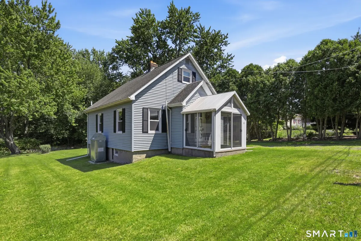 32 Dickerman Avenue, Windsor Locks, CT 06096 - #1