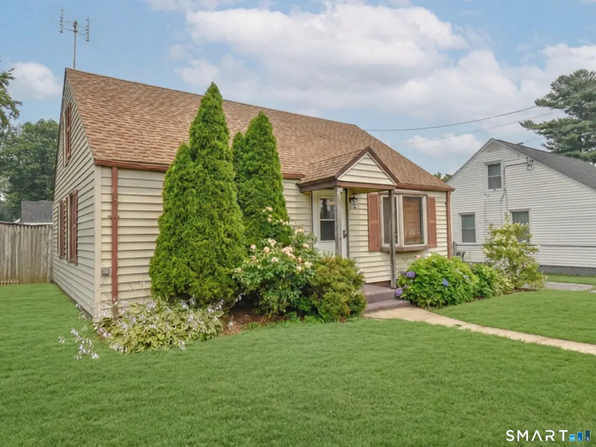 39 Gary Street, Bridgeport, CT 06610 - #1
