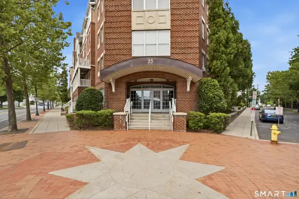35 W Broad Street #305, Stamford, CT 06902