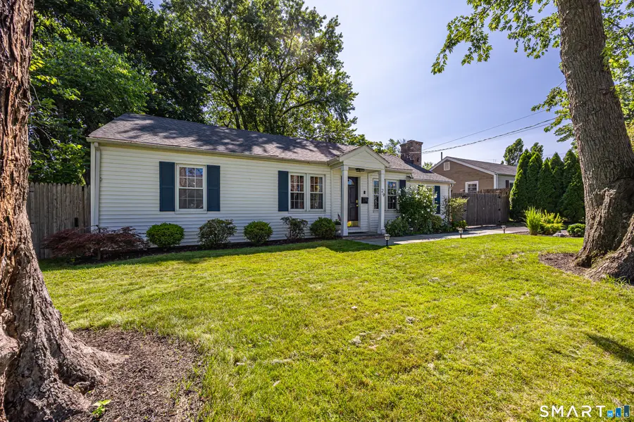 29 Sutton Drive West, Stamford, CT 06906 - #2