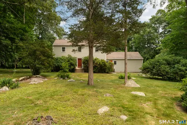 35 Oakridge Drive, Old Lyme, CT 06371